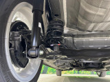 お車を安心してお乗りいただく為には、足回りの定期点検が欠かせません。サービスサポート(有償保証)では無料点検もご提供しており、安心のカーライフをお過ごしいただけるサポート体制が整っています。