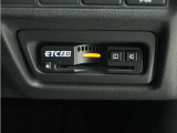 ◆ETC2.0装着◆進化したドライブ体験。料金収受システムだけだったETCが生まれ変わって、高速道路を賢く使うETC2.0に進化しました。多彩な情報サービスが便利で快適なドライブ体験を提供します。