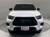 「フロントマスク」です。車の印象を決めるのは【顔】。この車の顔つきは、きっとあなたにピッタリ!?