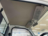 天井もキレイな状態を保っています。