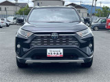 人気のSUV&rdquo;RAV4&rdquo;になります!4WDで冬の運転も安心です!
