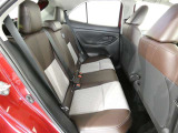 ゆとりある広々とした車内空間は、ドライブを始め買い物やレジャーなど、幅広く活躍します。一人でもみんなとでもお出かけを楽しみましょう!