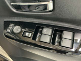 運転席のパワーウインドウ等操作部