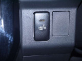 運転席シートヒータースイッチ
