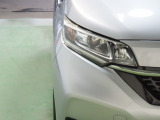 LEDヘッドライトは、点灯の瞬間から光量を発揮し、突然暗くなるトンネルなどでの安定感を高めます。