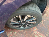 195/60R16タイヤと専用アルミホイール付き!冬タイヤは別途ご用意が必要です。ぜひご相談ください(^^♪