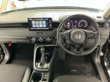 【前方視界】開放的な前方視界!運転がしやすく疲れにくいです♪窓が大きく、見通しがとっても良いおクルマですよ♪