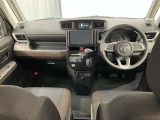 見通しのよいすっきりとした視界で、誰でも運転しやすいです。運転のしやすさは疲れにくさにも繋がりますよ♪