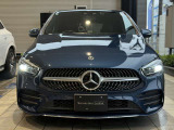 納車前整備は、メルセデスベンツ国際認定メカニックによる最新の検査ライン等の施設が充実した当社工場で入念に行います。メルセデス・ベンツの定める厳しい基準をクリアしたお車のみをご案内させて頂きます。