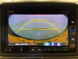 リアカメラ付で、後方をナビ画面で確認。車庫入れも安心です。もちろん、バックギアと連動しています。