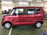 納車前にはプロのメカニックが点検、整備を行いますので安心してお乗り頂けます。