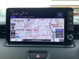 ナビは9インチホンダコネクトナビ(LXM-242ZFNi)が装着されております。フルセグTV、Apple Car Play、Android Auto、USB、Bluetoothが使用できます。