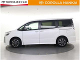 両側パワースライドドア付きだから、狭い駐車スペースなどでの 乗り降りラクラク!小さなお子さまのいるご家庭には嬉しい装備。