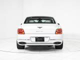 フライングスパー V8 アズール 4WD 