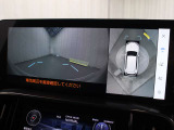 上から車両を見下ろしたような映像をナビゲーション画面に表示する「パノラミックビューモニター(床下透過表示機能付き)も搭載しています。