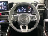 【ステアリングスイッチ】運転中、前方から目線をそらすことなく、オーディオ等の操作が可能な便利機能!安心&快適なドライブを演出してくれます♪