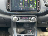 「オートエアコン」付き一年中快適な室内を提供!車内温度を設定すると、風量を自動で調節してくれます。さらに前席シートヒーターつき(^^)/