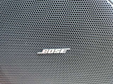 【BOSEサウンドシステム】高性能スピーカーで広がりのある、包み込むような音を体感してください。