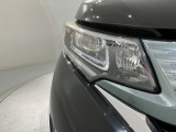 LEDヘッドライトは、点灯の瞬間から最大光量を発揮し、突然暗くなるトンネルなどでの安定感を高めます。