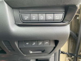 運転席回りのスイッチで安全装備のON/OFFも簡単に!