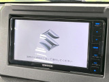 【純正ナビ】人気の純正ナビを装備。オーディオ機能も充実しており、Bluetooth接続すればお持ちのスマホやMP3プレイヤーの音楽を再生可能!毎日の運転がさらに楽しくなります!!