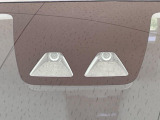 【スマートアシスト】走行中に前方の車両等を認識し、衝突しそうな時は警報とブレーキで衝突回避と被害軽減をアシスト。より安全にドライブをお楽しみいただけます。