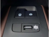 パワーバックドア付きです。