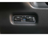 もちろんETC付きでビルトインタイプを装備!見た目もスマート♪高速道路の料金所も楽々通過♪