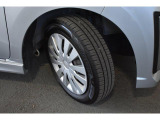 タイヤサイズは155/65R14です