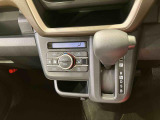 納車前にはプロのメカニックが、各部の点検を行います。ディーラーにしか出来ない品質、そしてサービスできっと満足していただけると思います!