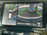 アラウンドビューは4方のカメラで真上から車を見たようにモニタで確認ができる日産自慢の装備です。周辺の安全確認、小さなお子様や障害物も確認できるので、駐車のしやすさだけでなく、事故防止にも役立ちます♪