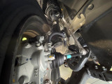 お車を安心してお乗りいただく為には、足回りの定期点検が欠かせません。サービスサポート(有償保証)では無料点検もご提供しており、安心のカーライフをお過ごしいただけるサポート体制が整っています。