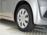 認定中古車では、厳しいHonda認定基準をクリアした厳選されたHonda認定中古車のみ、取り扱っております。「ご購入前の安心」「納車後の信頼」を車両と一緒に提供しております。