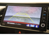 バックカメラが装備されており、後方の安全確認はもちろんのこと狭い場所での駐車や雨の日・夜間など視界の悪いコンディションでのストレスの軽減にもなります!