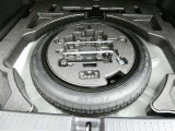 応急用のスペアタイヤが付属していますので万が一の時にも安心です