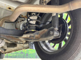 お車を安心してお乗りいただく為には、足回りの定期点検が欠かせません。サービスサポート(有償保証)では無料点検もご提供しており、安心のカーライフをお過ごしいただけるサポート体制が整っています。