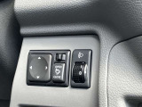 各スイッチ類は運転席右側にまとまっております!!