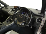 NX 300h Fスポーツ 4WD 