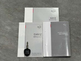 ボタン一つでドアの開閉が出来るリモコンキー付