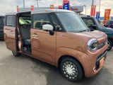 トーニーブラウンとベージュのかわいらしい色使いが映えるサイドビューです。