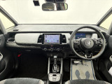 スポーティな雰囲気を感じられるインパネで、運転する楽しさを高めてくれます。