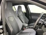 フォルクスワーゲンのシートは、ドライブ中の身体をしっかりと支え、正しい姿勢で運転することを考慮しています。