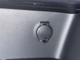 シガーソケット用の充電器が使用可能です!