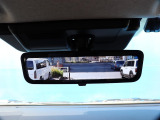 デジタルインナーミラーは後部に荷物が載っていても後ろを映し出してくれます!