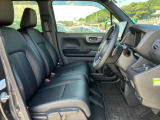 店舗併設のサービス工場にてホンダ車を知り尽くしたサービススタッフが心を込めて納車整備を実施致します。