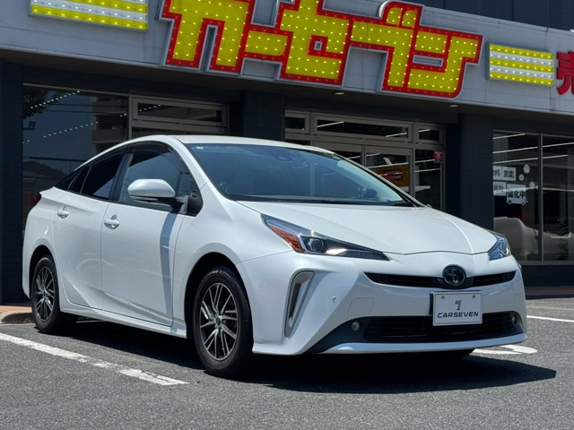 トヨタ プリウス 