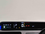 TFTカラ-マルチインフォメ-ションディスプレイ4.2インチの液晶画面に、安全・安心のコンテンツやオ-トエアコンのステ-タスなど、さまざまな運転情報を表示し見やすさにこだわったメ-タ-です♪