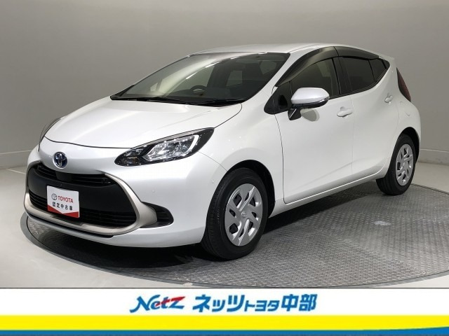 トヨタ アクア 