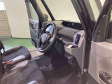 納車前にはプロのメカニックが点検、整備を行いますので安心してお乗り頂けます!!