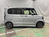 もちろん展示車は、ルームクリーニング済みのピカピカの状態です。お客様のご来店をスタッフ一同心よりお待ちしております。